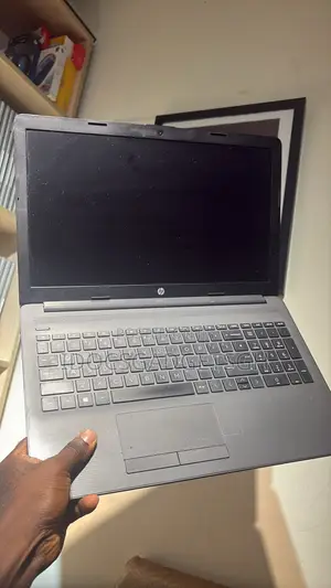 Laptop HP 250 G7 8GB Intel Core i5 HDD 256GB