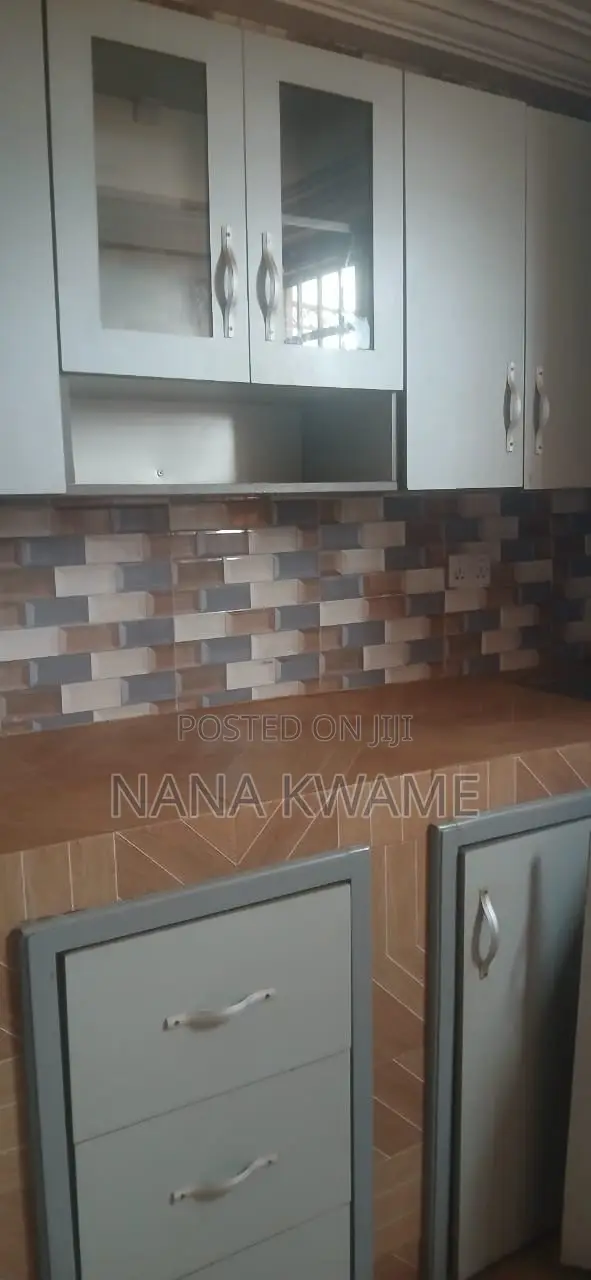 Furnished 2bdrm Apartment in Richmoni Estate, Atwima Nwabiagya for rent