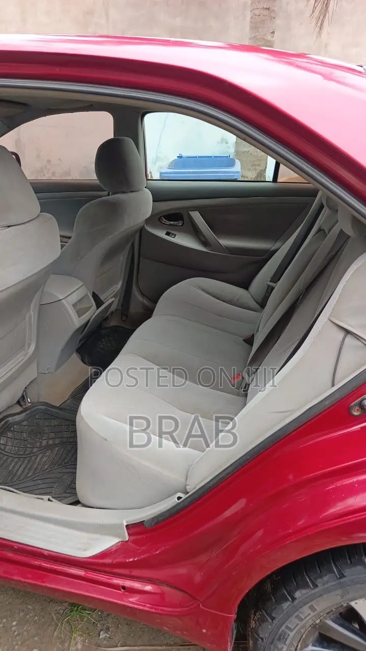 Toyota Camry 2011 Red