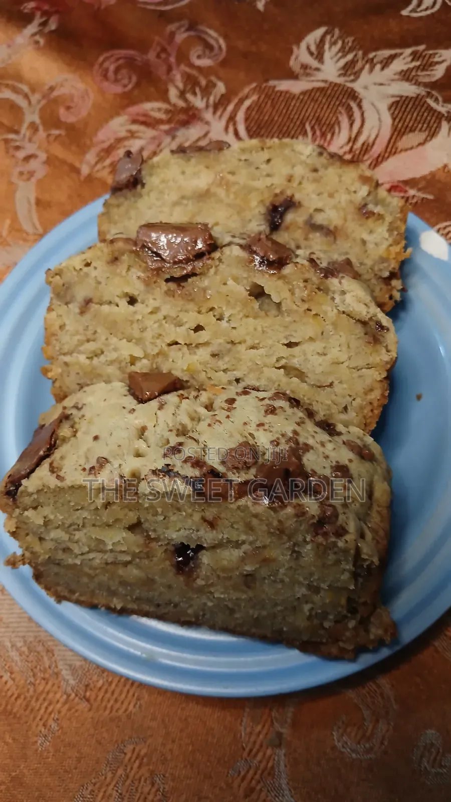 Moist Chocolate Banana Cake