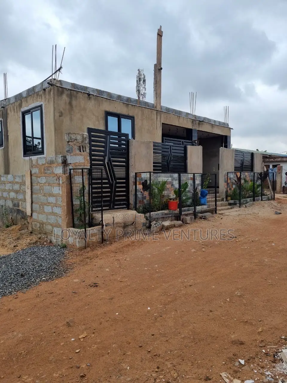 2bdrm Apartment in Gbetsile Bumper, Greater Accra for sale