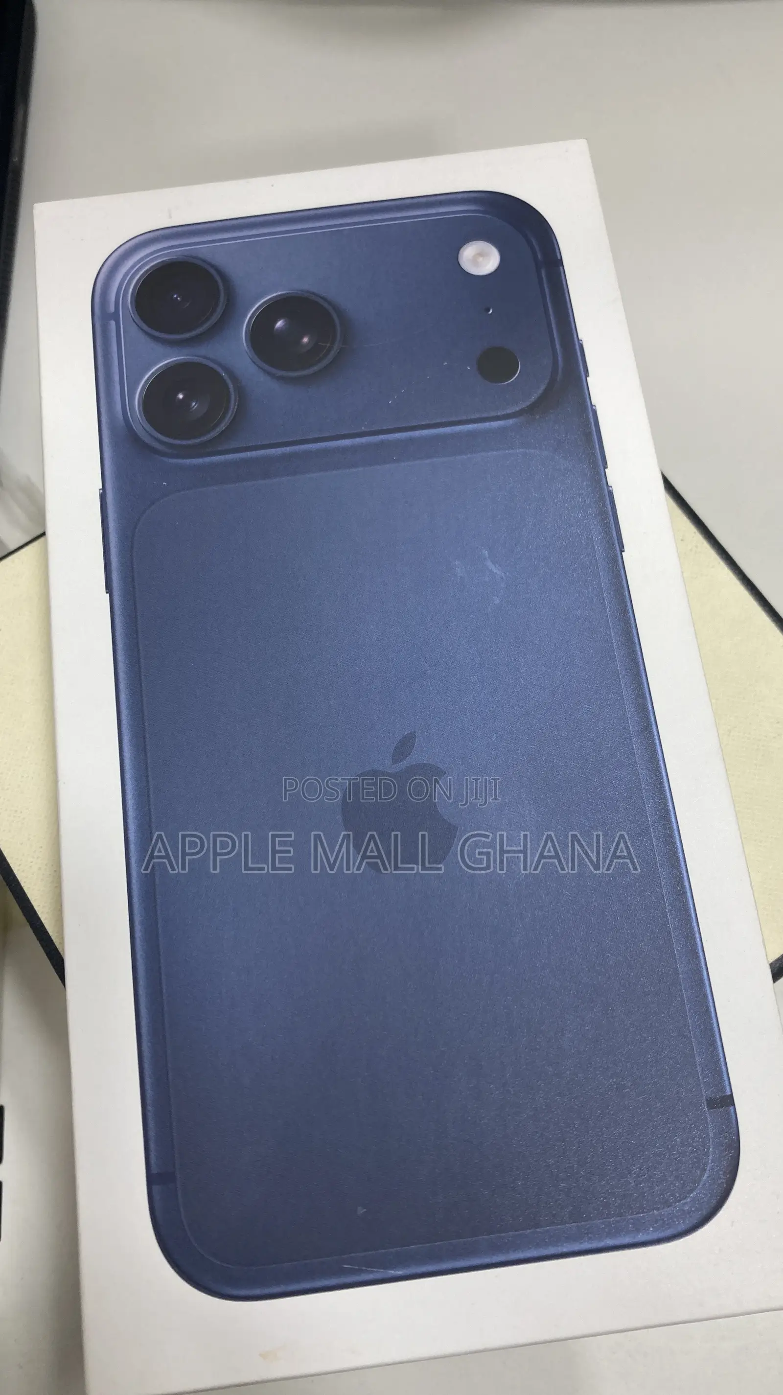 New Apple iPhone 17 Pro Max 256 GB Orange