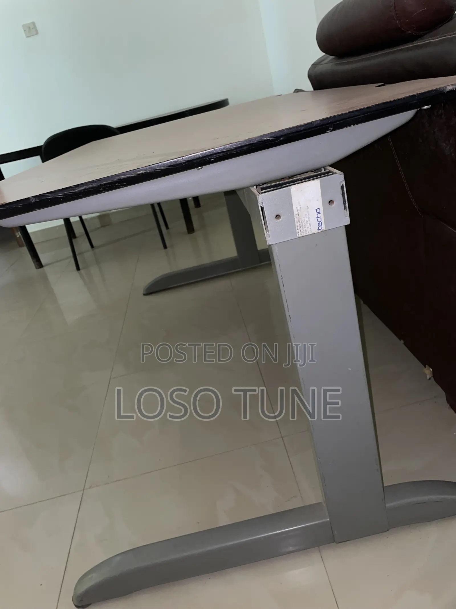 Office Desk