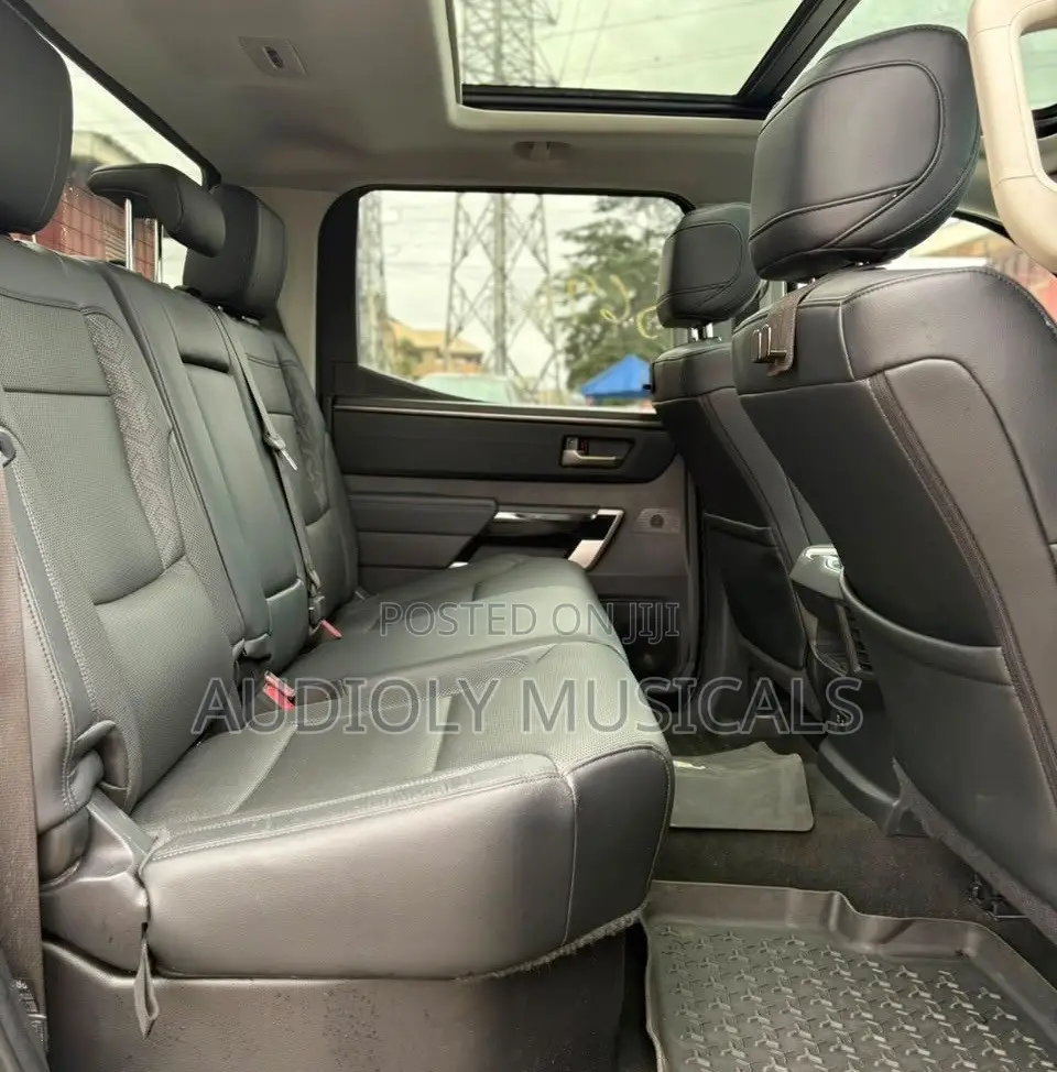 Toyota Tundra Limited 2022 Blue