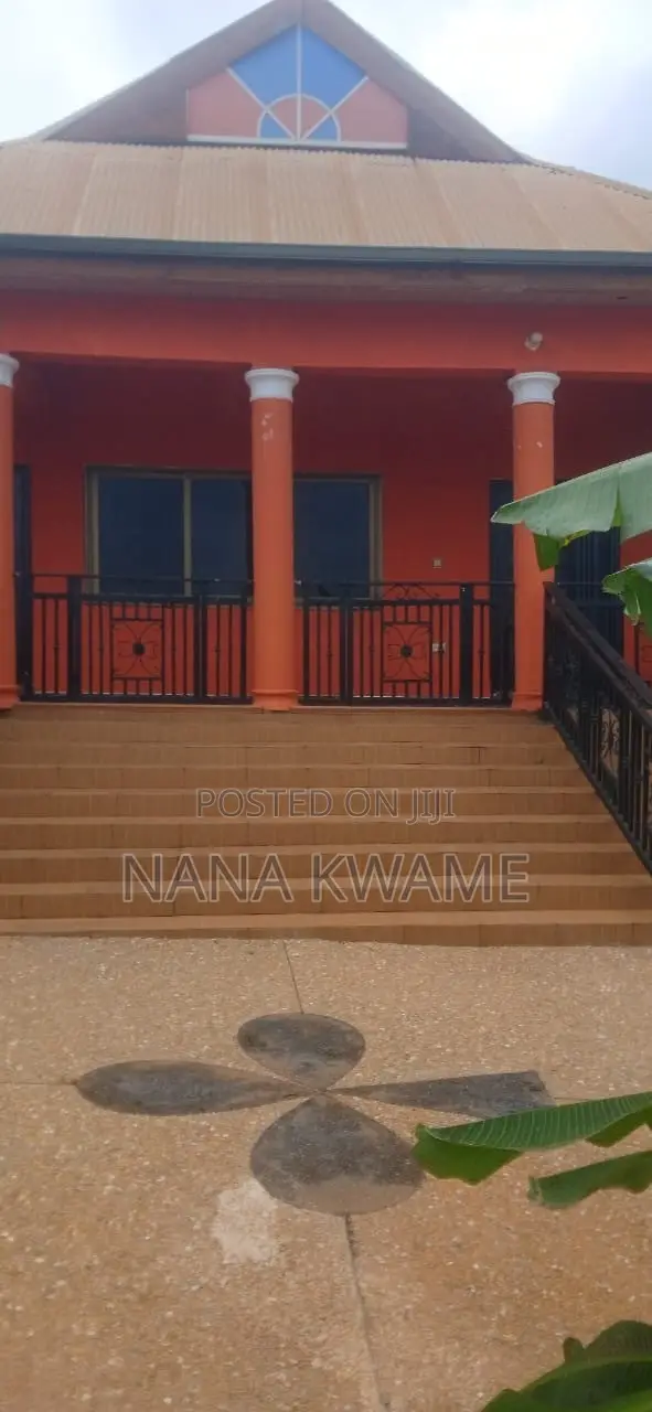 Furnished 5bdrm House in Richmoni Estate, Kumasi Metropolitan for rent