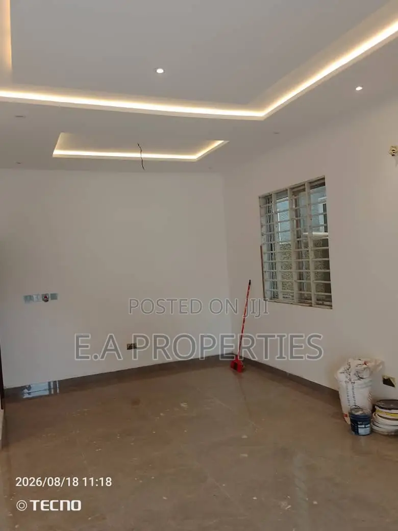 3bdrm House in E A Properties, Frafraha for sale