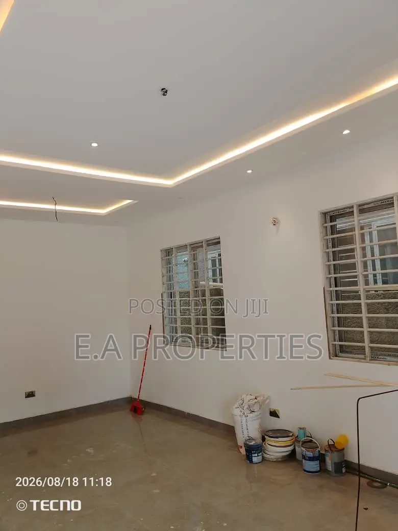3bdrm House in E A Properties, Frafraha for sale