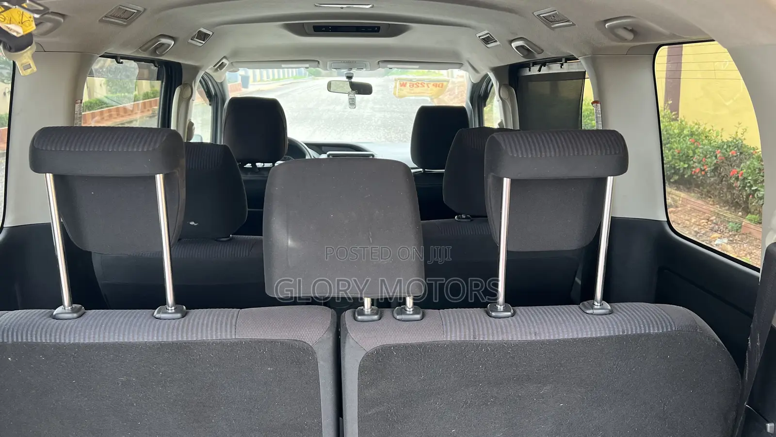 Toyota Voxy V 4WD 7-Seater 2016 Gray