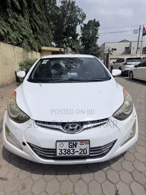 Hyundai Elantra 2013 White