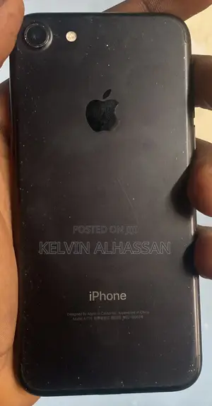 Apple iPhone 7 32 GB Black