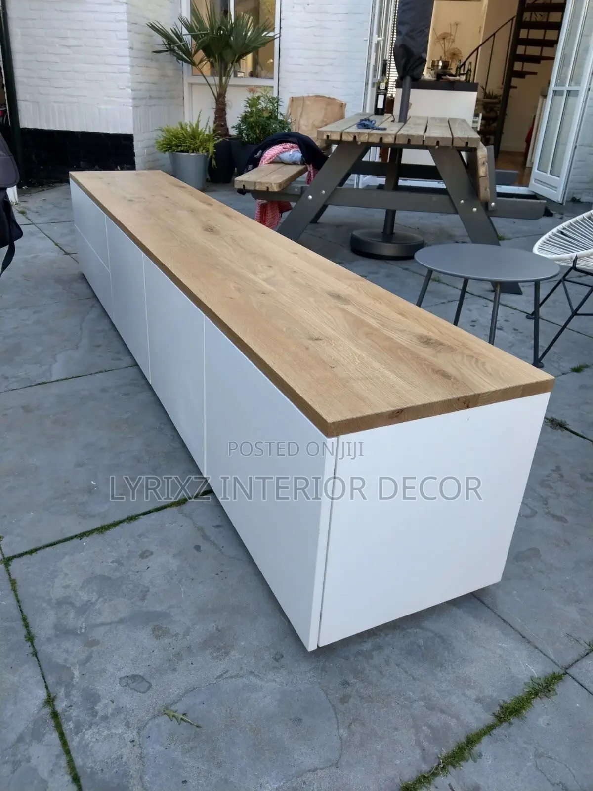 TV Unit and Stand
