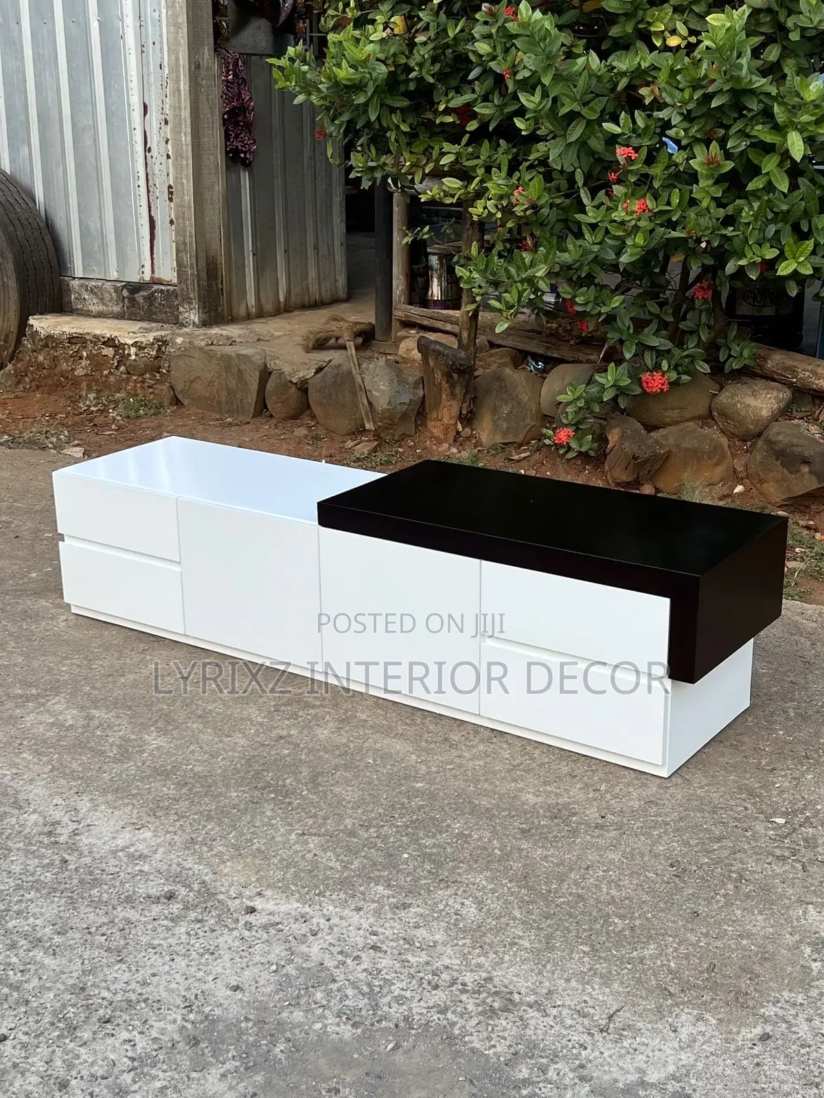 TV Unit and Stand