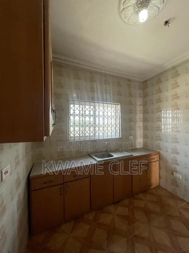 2bdrm Apartment in Diamond Estate, Ga South Municipal for rent
