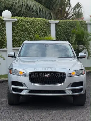 Jaguar F-Pace 35t Premium 2017 Silver
