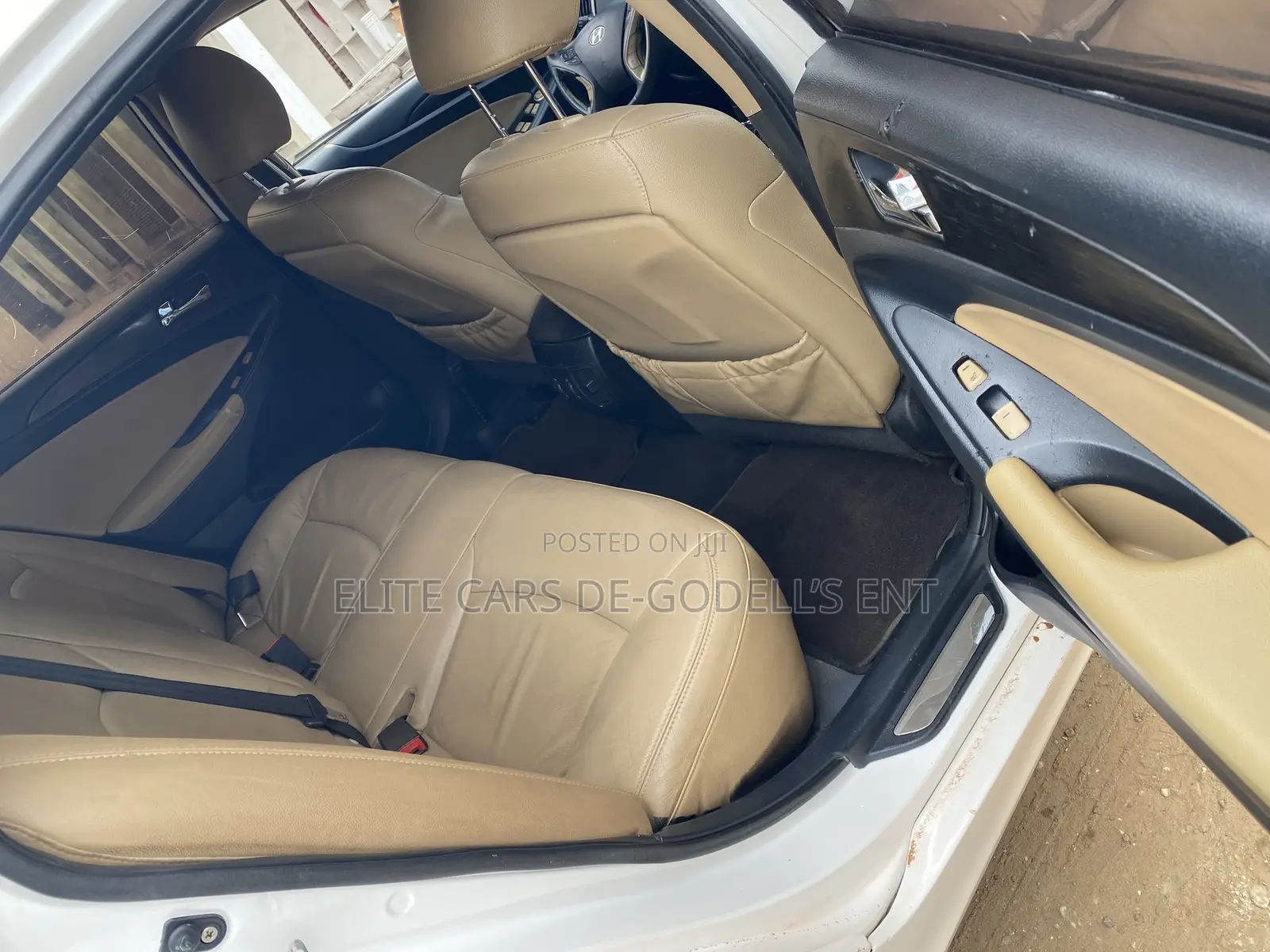 Hyundai Sonata Limited 2.0T Sedan (2.0L 4cyl 6A) 2013 White