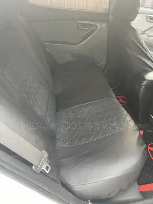 Hyundai Elantra Limited 2012 White