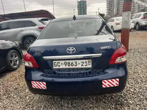 Toyota Yaris 1.5 Automatic 2009 Blue