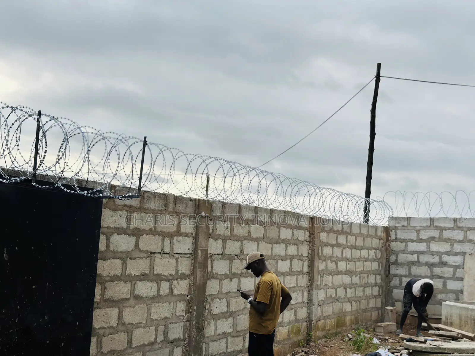 Professional Razor Wire Fence Installations With Warranty