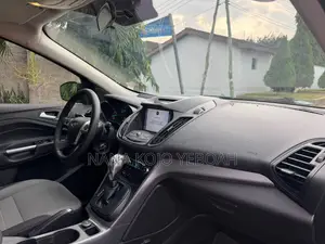 Ford Escape 2016 Gray