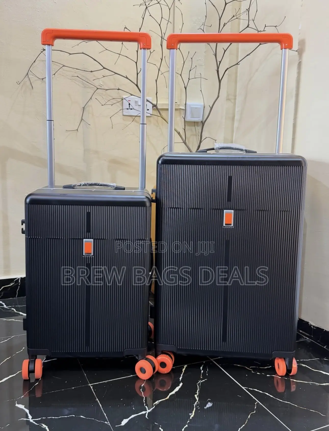 Premium Quality Luxury 2set Zipless Wide Handle Traveling Bag.