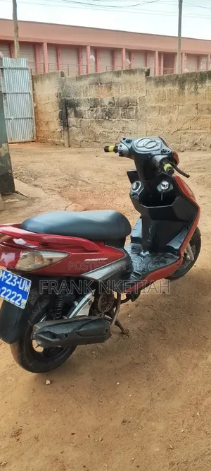 Yamaha Majesty 2020 Red