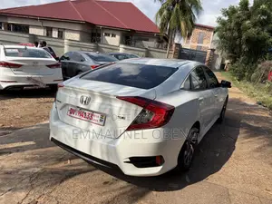 Honda Civic 2019 White