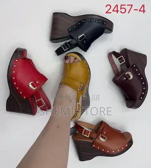 Block Wedge SANDALS