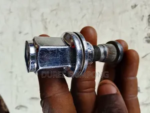 Toyota Land Cruiser Wheel Bolt N Not