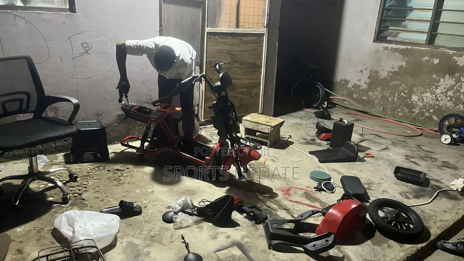 Electric Bike Repairer
