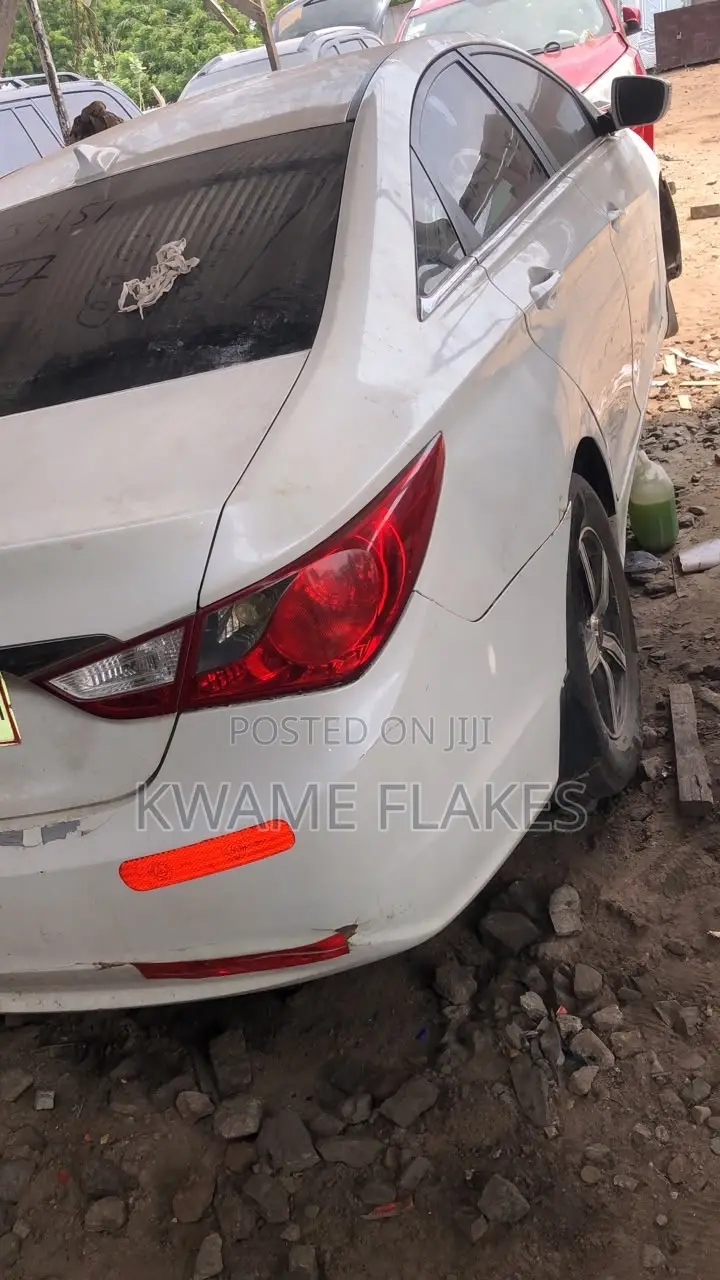 Hyundai Sonata 2013 White