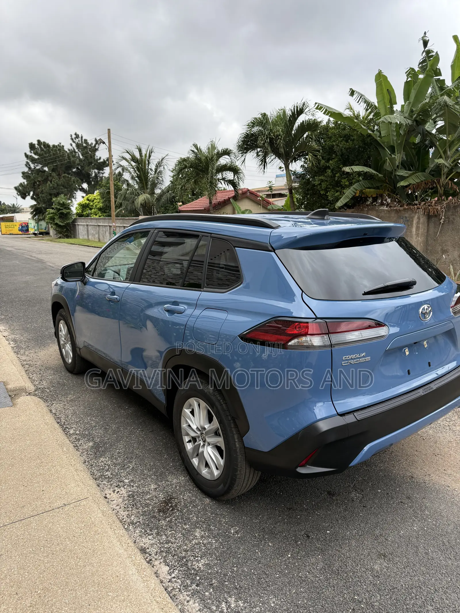 Toyota Corolla Cross XLE 2026 Burgundy
