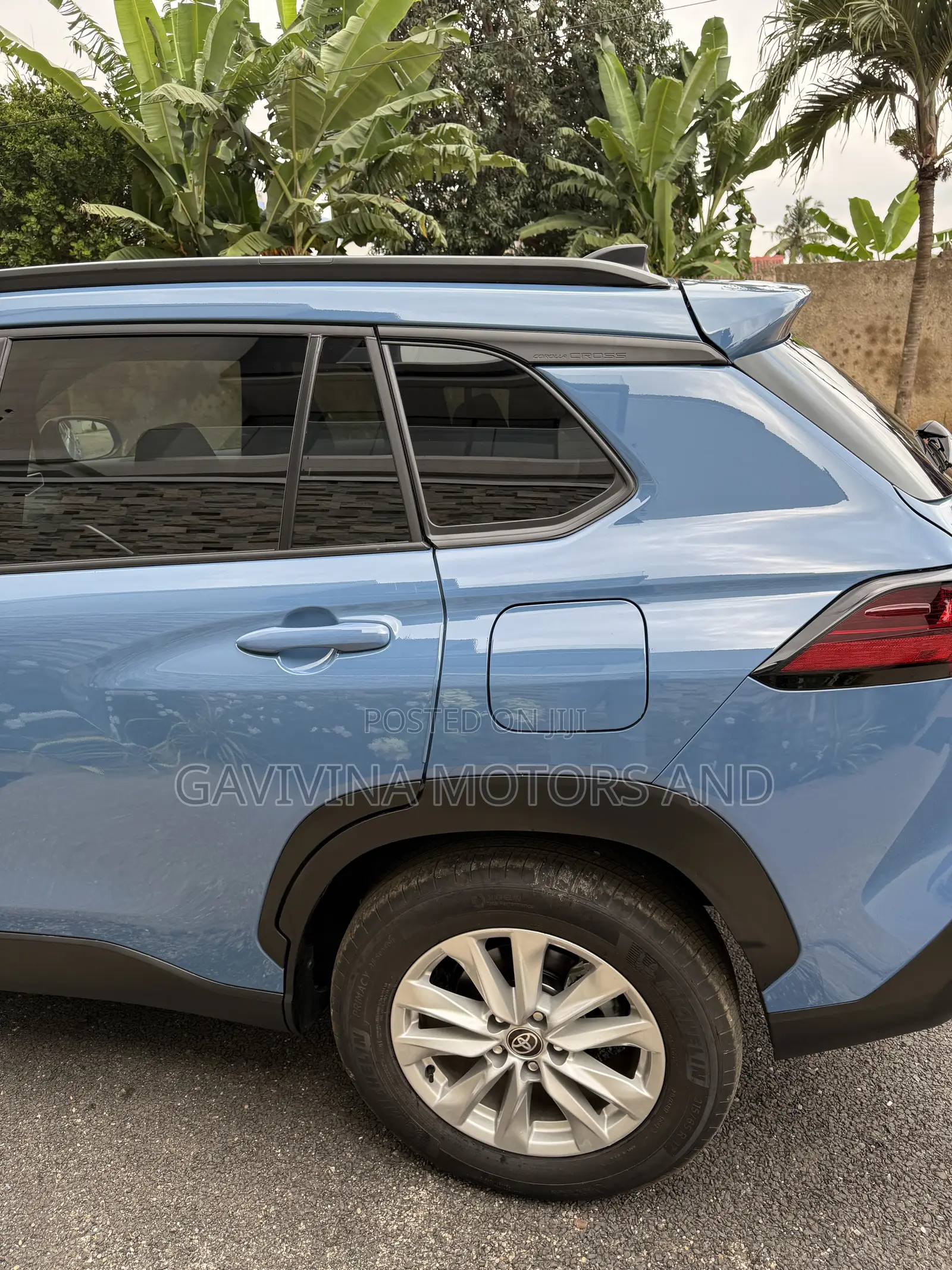 Toyota Corolla Cross XLE 2026 Burgundy
