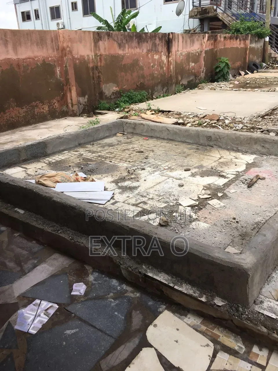 Space by Road Side for Rent