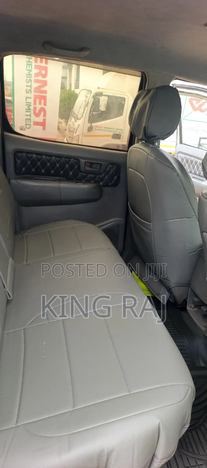 Toyota Hilux SR 4x4 2013 Silver