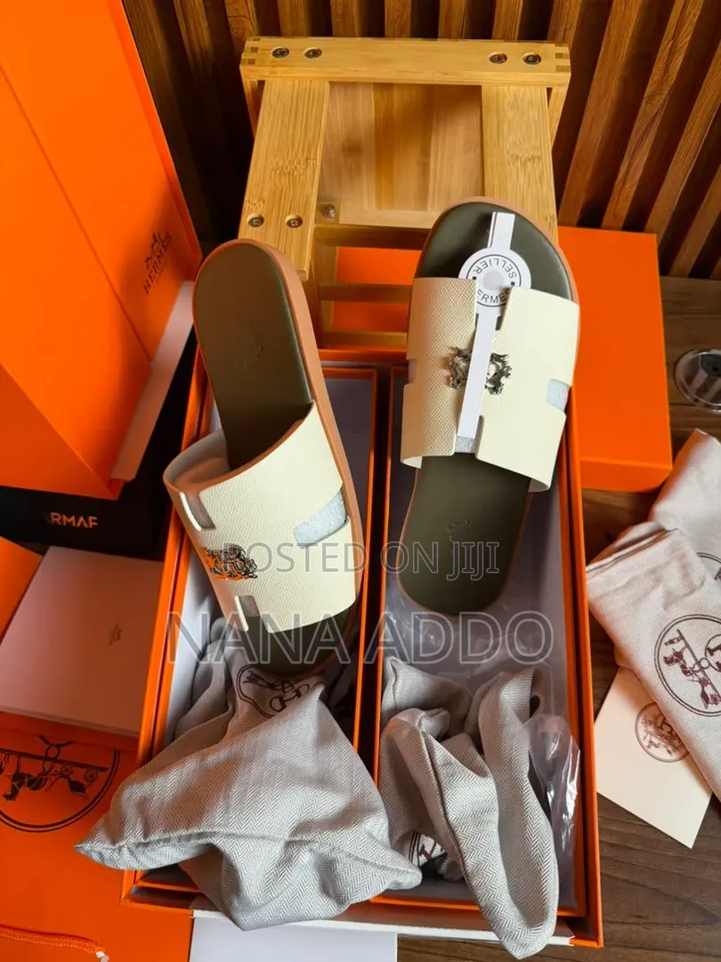 HERMES SLIPPERS (High Quality )