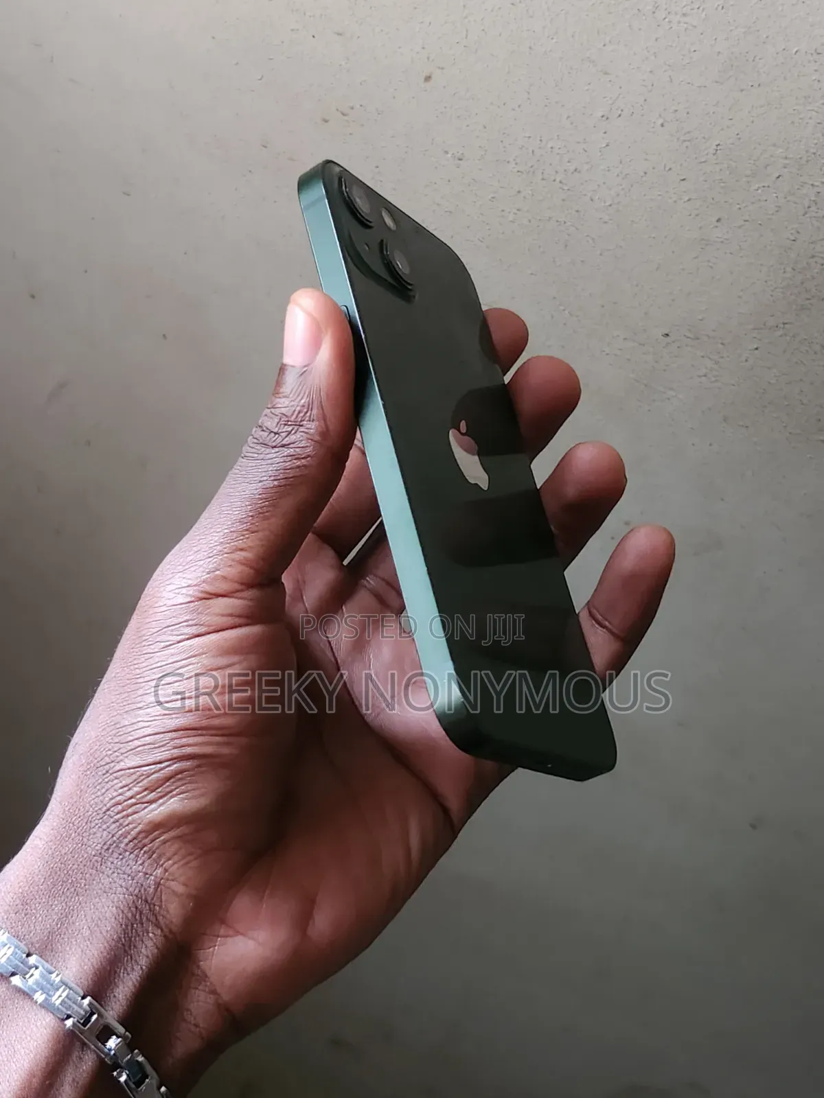 Apple iPhone 13 256 GB Green