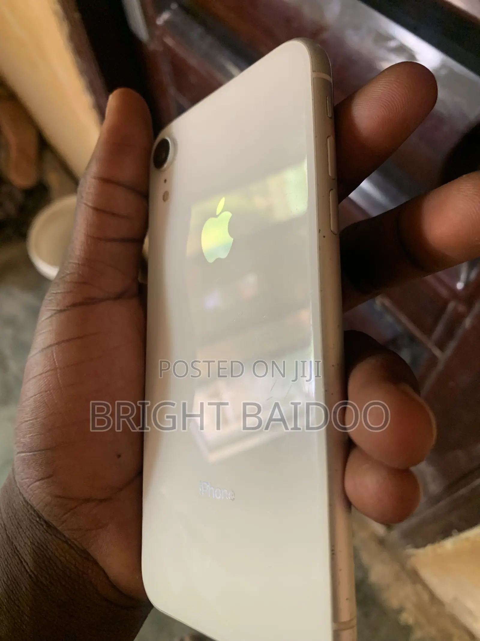 Apple iPhone XR 256 GB White