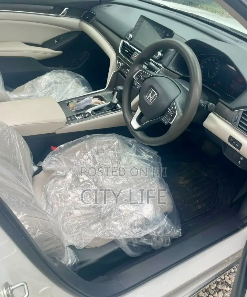 Honda Accord EX-L (1.5L 4cyl Turbo CVT) 2019 White