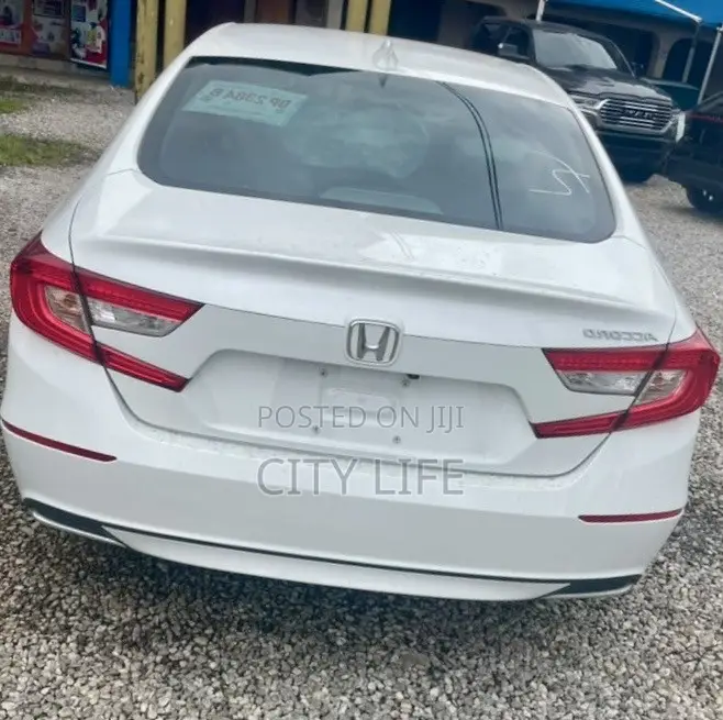 Honda Accord EX-L (1.5L 4cyl Turbo CVT) 2019 White