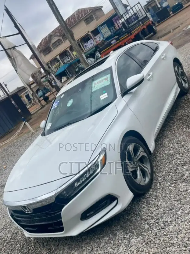 Honda Accord EX-L (1.5L 4cyl Turbo CVT) 2019 White