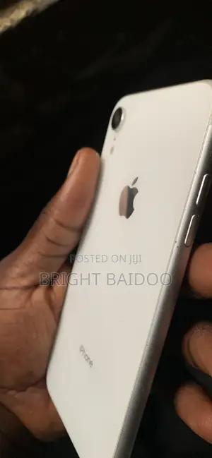Apple iPhone XR 256 GB White