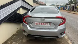 Honda Civic Touring Sedan 2018 Silver