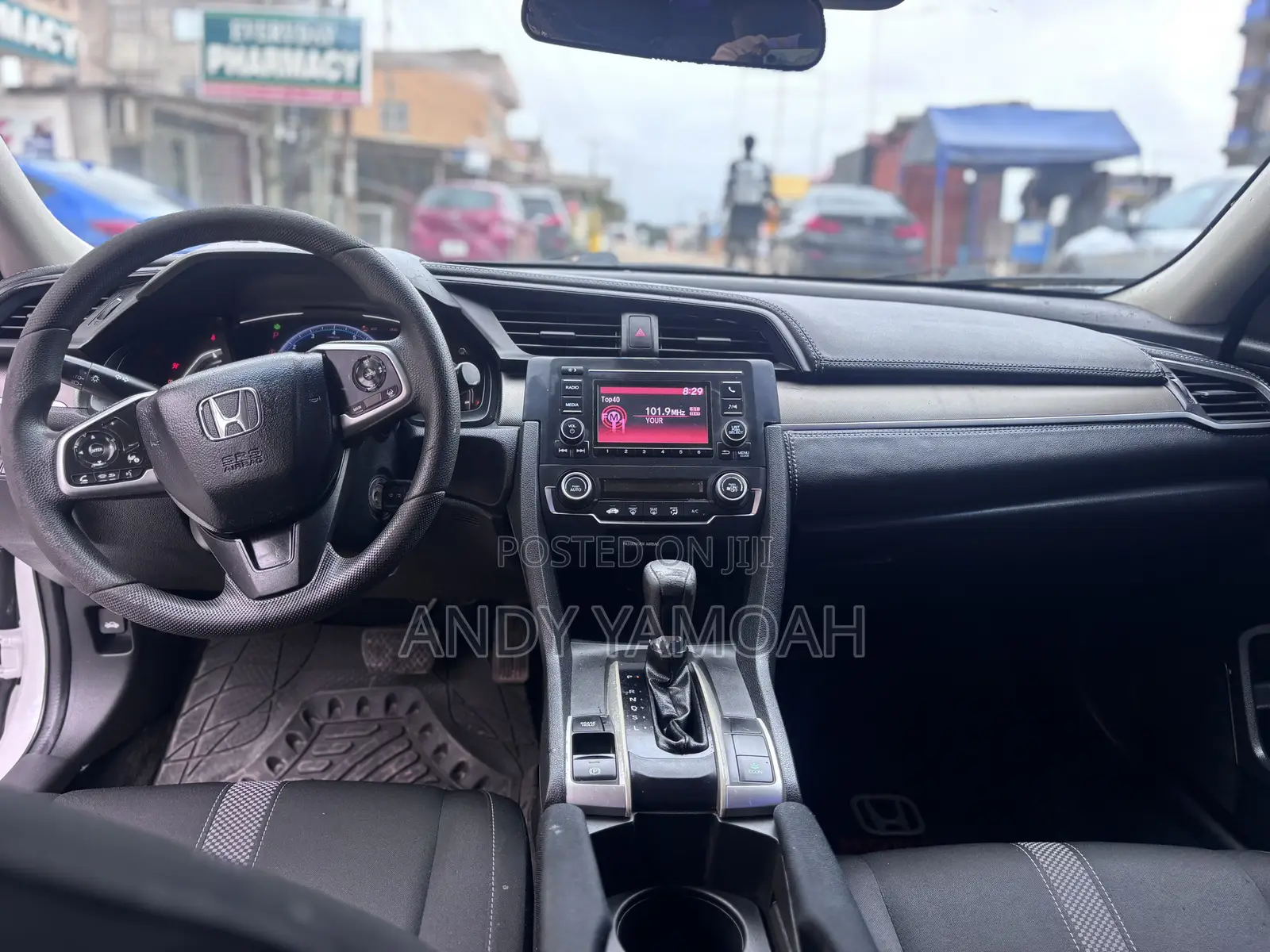 Honda Civic 2019 White