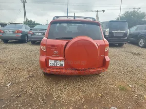 Toyota RAV4 2010 Red