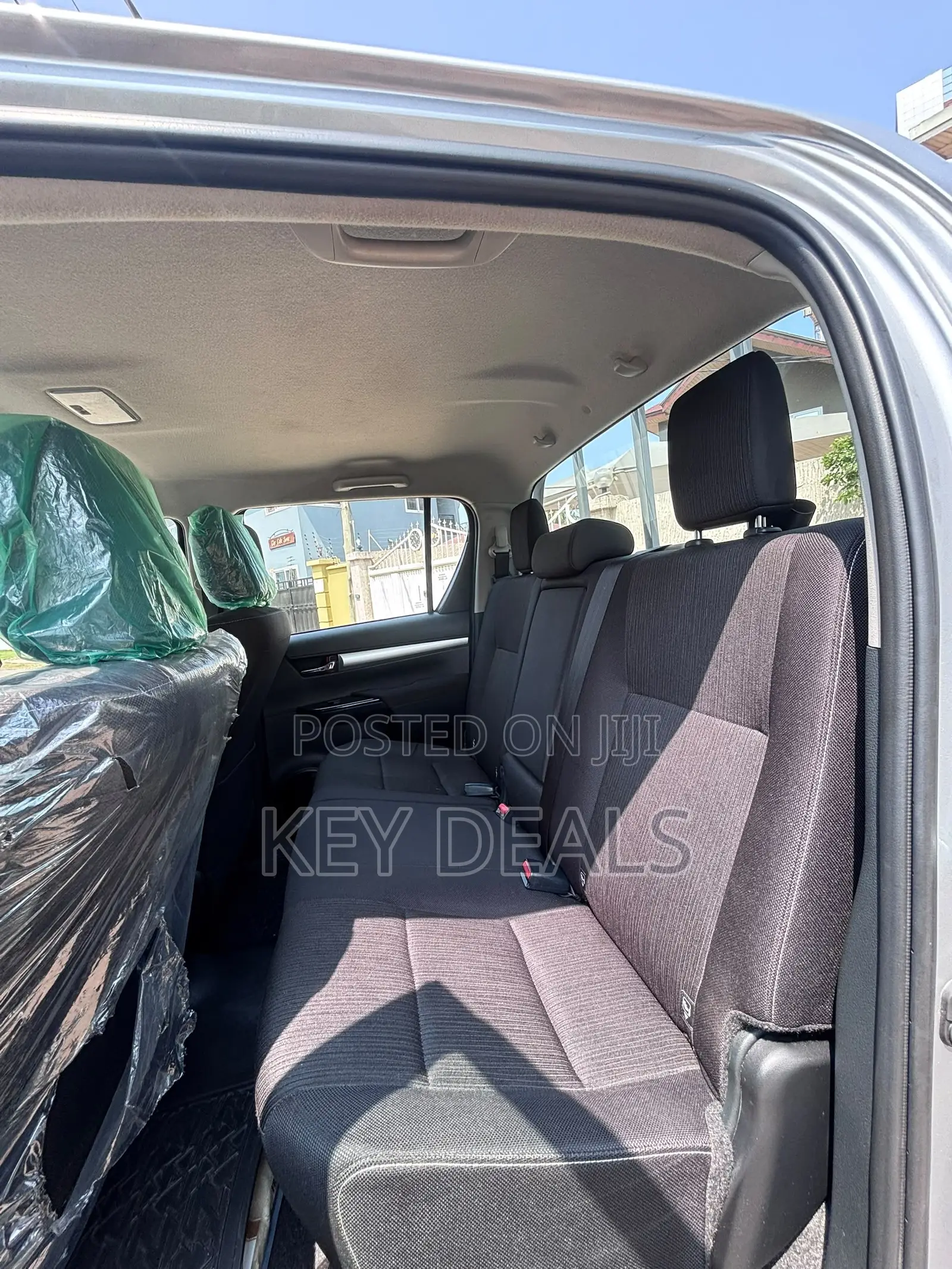 Toyota Hilux 2025 Gray