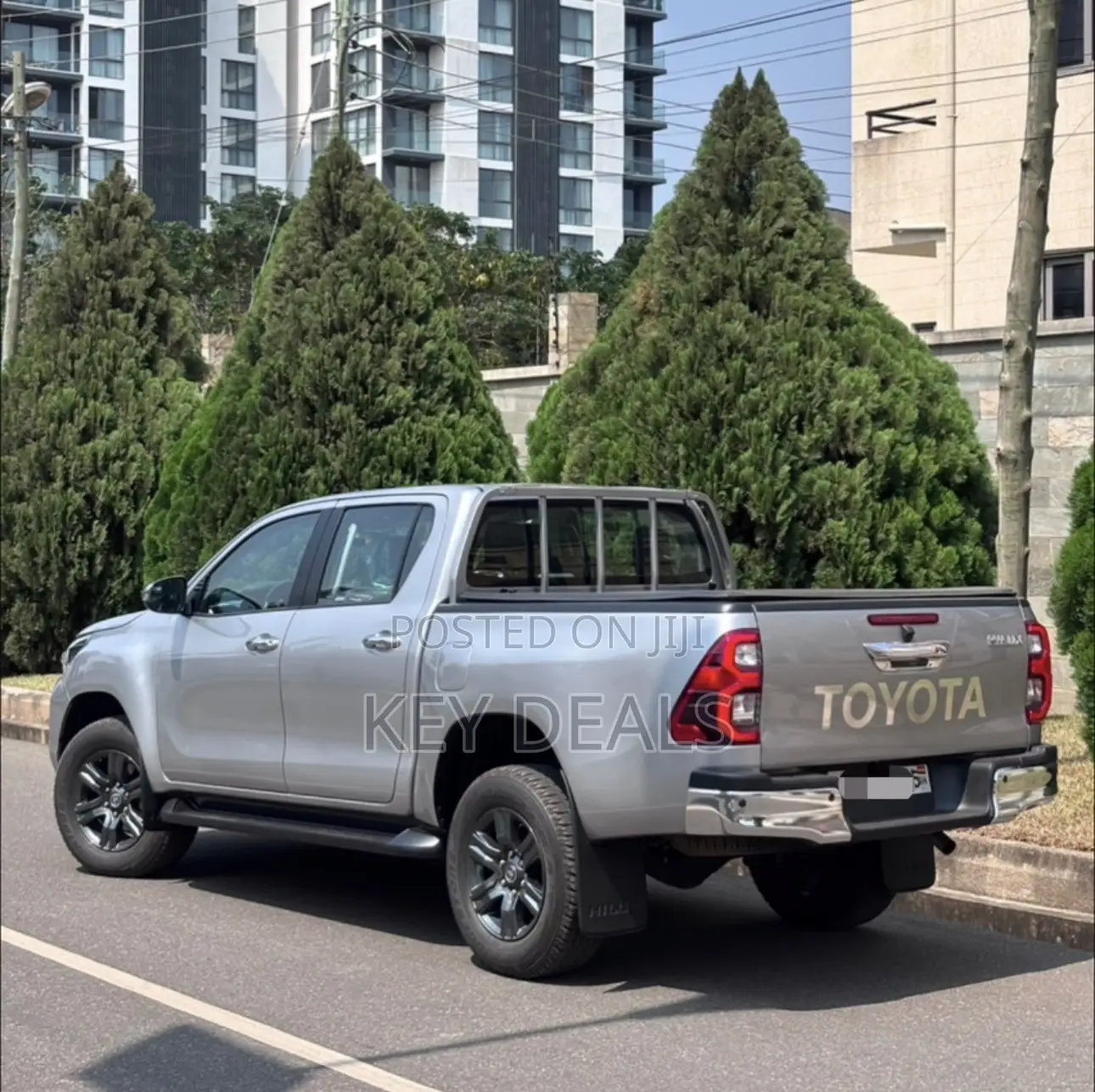 Toyota Hilux 2025 Gray