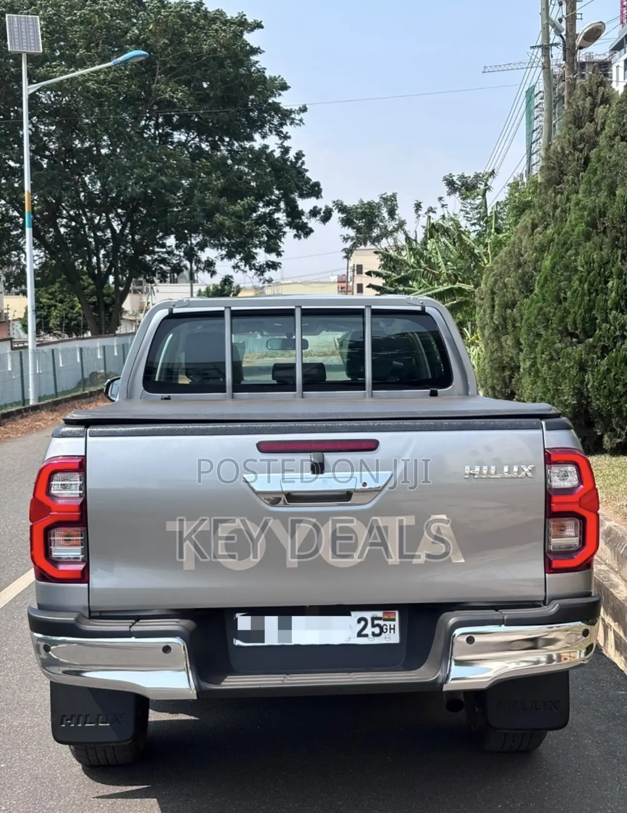 Toyota Hilux 2025 Gray