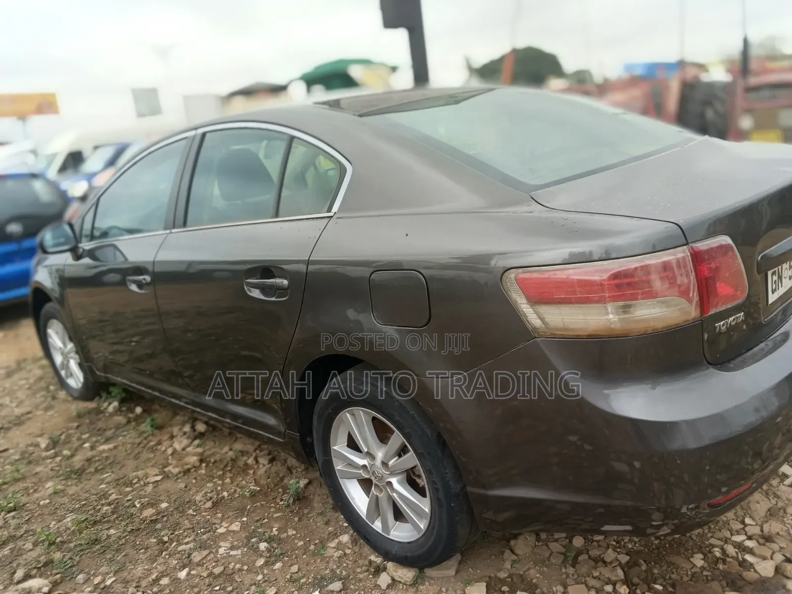 Toyota Avensis 2011 Silver
