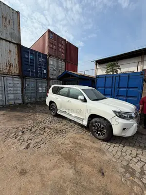 Toyota Land Cruiser Prado 2.7 2021 White