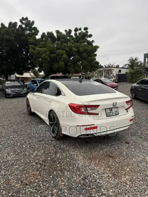 Honda Accord 2019 White